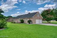 1601 Darian Drive, Elizabeth City, NC 27909 — 3-bedroom home in Northeastern Terrace, Elizabeth City, NC, photo 22 of 25: XE5R9465_hdr