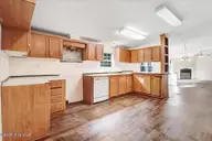 103 Red Fox Trail, Pikeville, NC 27863 — 3-bedroom manufactured home in Nahunta Creek, Pikeville, NC, photo 4 of 28: 15-103 Red Fox Trail-15