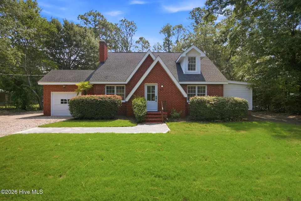 209 Pine Valley Drive, Wilmington, NC 28412 — 3-bedroom home in Pine Valley Estates, Wilmington, NC, photo 1 of 33