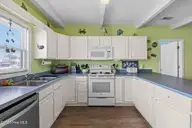 940 Ocean Boulevard W, Holden Beach, NC 28462 — 4-bedroom waterfront home, Holden Beach, NC, photo 5 of 28: 8-web-or-mls-CamMediallc.com (25 of 52)