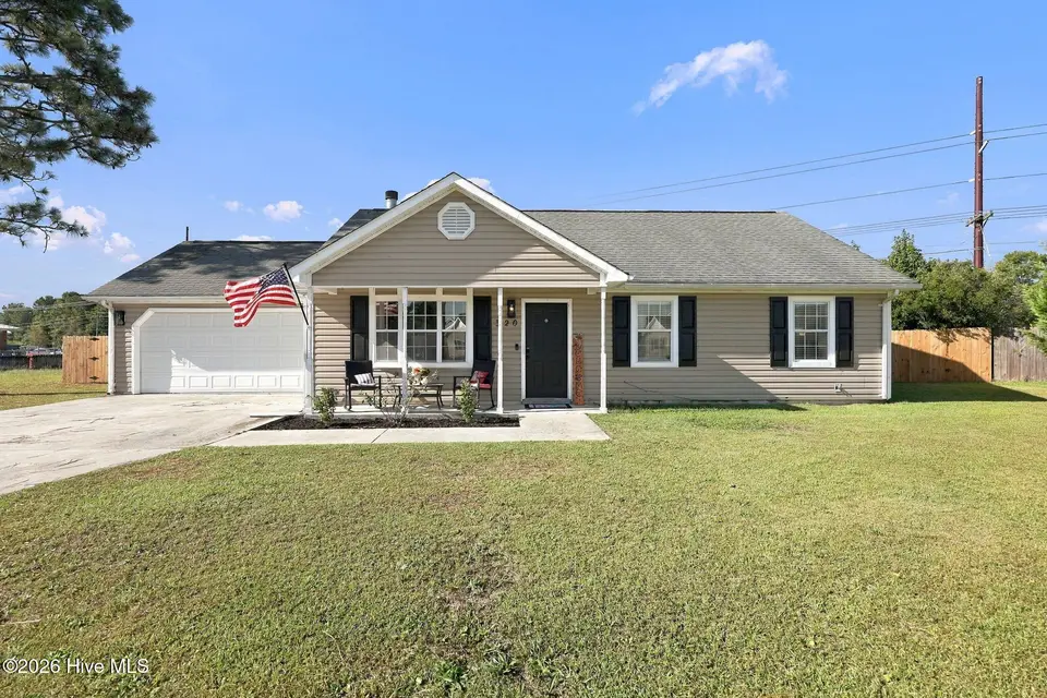 320 Josie Court, Hubert, NC 28539 — 3-bedroom home in Foxtrace, Hubert, NC, photo 1 of 41: 1-web-or-mls-320 Josie Ct. 2