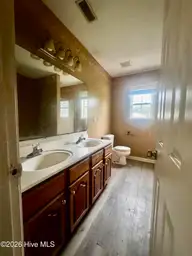 111 Quail Creek Drive, Hubert, NC 28539 — 3-bedroom home in Quail Creek, Hubert, NC, photo 12 of 25