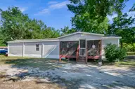 215 Anderson Drive, Hampstead, NC 28443 — 2-bedroom manufactured home in Virginia Creek Sub-Division, Hampstead, NC, photo 3 of 32