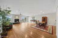 10 Batts Hill Road, New Bern, NC 28562 — 4-bedroom waterfront townhome in Olde Towne, New Bern, NC, photo 12 of 52: 29-web-or-mls-DSC_7152