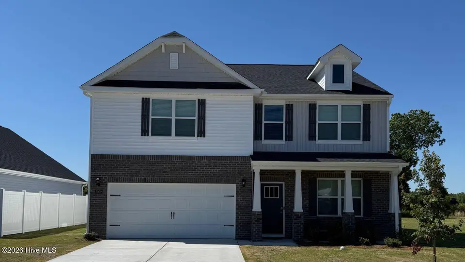 1002 Queensland Lane, Ayden, NC 28513 — 4-bedroom home in East Ridge, Ayden, NC, photo 1 of 29: 1002 Queensland 2