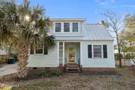 115 Noyes Avenue, Morehead City, NC 28557 — 3-bedroom home in Morehead City, Morehead City, NC, photo 2 of 55: 3-web-or-mls-1S3A1951