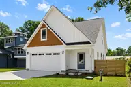 164 Bahama Drive, Hampstead, NC 28443 — 3-bedroom waterfront home in Snug Harbor, Hampstead, NC, photo 6 of 46