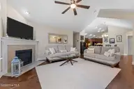 112 E Chelsea Court, Southern Pines, NC 28387 — 3-bedroom condo in Mid South Club, Southern Pines, NC, photo 6 of 32: 25-web-or-mls-DSC07743