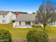927 Wyndfall Drive SW, Sunset Beach, NC 28468 — 3-bedroom home in Wyndfall, Sunset Beach, NC, photo 14 of 49: 9-web-or-mls-CAMMediaLLC.com 927-6