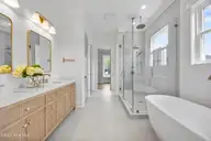 523 Ballast Point Road, Hampstead, NC 28443 — 5-bedroom waterfront home in Sloop Point Plantation, Hampstead, NC, photo 14 of 61: 15_bathroom