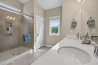 421 Island End Court, Wilmington, NC 28412 — 4-bedroom home in Willow Glen, Wilmington, NC, photo 24 of 45