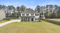 519 Aberdineshire Court, Hubert, NC 28539 — 4-bedroom home in Queens Creek, Hubert, NC, photo 2 of 41: aberdineshire-1