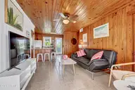 New Topsail Beach, Topsail Beach — 8-bedroom waterfront home in New Topsail Beach, Topsail Beach, NC, photo 10 of 71