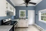 804 S 6th Street, Wilmington, NC 28401 — 2-bedroom home, Wilmington, NC, photo 10 of 16: 11_img_8307