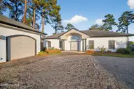 167 Brookshire Drive, Bath, NC 27808 — 4-bedroom home in Brookshire Estates, Bath, NC, photo 6 of 39: 06_167_Brookshire_Drive_Bath_NC_27808_-E