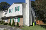 35 Donnell Avenue, Havelock, NC 28532 — 3-bedroom townhome in Heritage Square, Havelock, NC, photo 2 of 2: IMG_4697