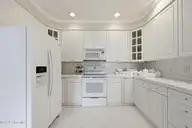 117 Carefree Lane, Morehead City, NC 28557 — 3-bedroom home in Brandywine Bay, Morehead City, NC, photo 20 of 49: Kitchen