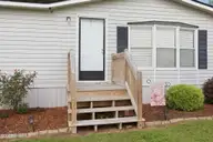 284 Curtis Street, Kinston, NC 28504 — 3-bedroom manufactured home in Jackson Heights, Kinston, NC, photo 3 of 48: 3-web-or-mls-IMG_0096