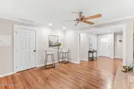 101 Kingston Road, Wilmington, NC 28409 — 3-bedroom home in Foxcroft, Wilmington, NC, photo 4 of 46: 011_101_kingston_road_-11_29