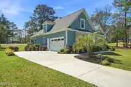628 Kings Trail, Sunset Beach, NC 28468 — 4-bedroom home in Sea Trail Plantation, Sunset Beach, NC, photo 5 of 72: 628_Kings_trail_1st_half_038