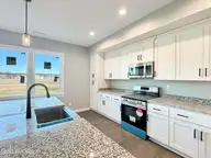 1061 Staysail Drive, Elizabeth City, NC 27909 — 4-bedroom home in Tooley Harbor, Elizabeth City, NC, photo 9 of 30: Kitchen