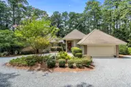 125 Williams Road, Southern Pines, NC 28387 — 4-bedroom home, Southern Pines, NC, photo 4 of 76: large-01983d29-298a-712b-b27f-47a8d8fa1a