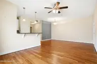123 Covil Avenue 203, Wilmington, NC 28403 — 2-bedroom condo in Covil Garden Condominiums, Wilmington, NC, photo 7 of 37: 7_123_covil_ave_007