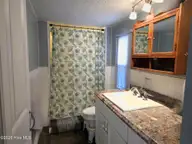145 Gray Road, Newport, NC 28570 — 3-bedroom manufactured home in Hill Top Acres, Newport, NC, photo 22 of 43: MBath