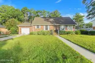 1409 Clifton Road, Jacksonville, NC 28540 — 4-bedroom home in Northwoods Park, Jacksonville, NC, photo 1 of 33: IMG_1315
