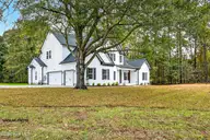 726 Quiet Meadow Drive Lot #70, Jacksonville, NC 28546 — 4-bedroom home in Serenity Crossing, Jacksonville, NC, photo 2 of 7