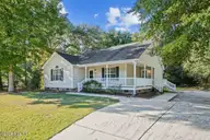 599 Madison Avenue, Princeton, NC 27569 — 3-bedroom home in Holts Landing, Princeton, NC, photo 3 of 26: 599 Madison Ave-3