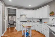 106 Clay Circle, West End, NC 27376 — 4-bedroom home in Seven Lakes West, West End, NC, photo 10 of 44: 20-web-or-mls-DSC05939