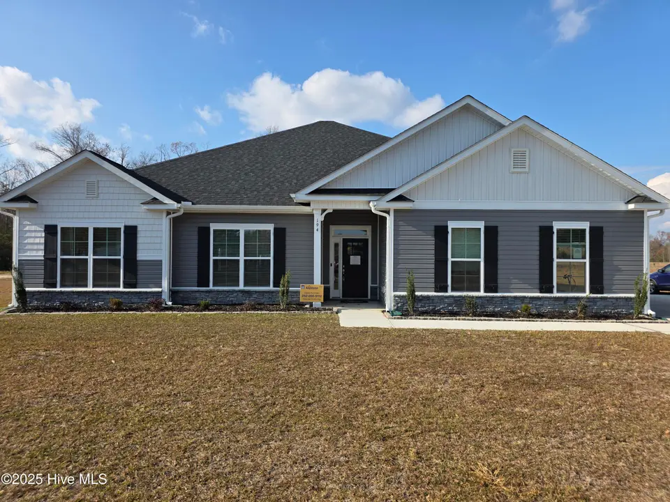 194 Poker House Road, Grimesland, NC 27837 — 4-bedroom home in Windfield, Grimesland, NC, photo 1 of 21: FRONT