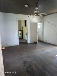 1112 Queen Street E, Wilson, NC 27893 — 1-bedroom home, Wilson, NC, photo 3 of 3: 1112 Queen St (3)