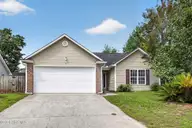 214 Gardenview Court NE, Leland, NC 28451 — 3-bedroom home in Creekview Estates, Leland, NC, photo 1 of 32