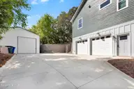 5709 E Landing Court, Emerald Isle, NC 28594 — 3-bedroom waterfront home, Emerald Isle, NC, photo 2 of 47: 5709 E Landing Ct