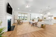 127 Windswept Lane, Beaufort, NC 28516 — 4-bedroom home in Beaufort Club, Beaufort, NC, photo 7 of 60: Open living space