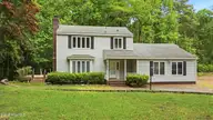 502 Lancelot Drive, Greenville, NC 27858 — 4-bedroom home in Camelot, Greenville, NC, photo 5 of 60: 502Lancelot_001