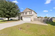 105 Cypress Manor Court, Jacksonville, NC 28540 — 4-bedroom home in River Bluff, Jacksonville, NC, photo 6 of 45