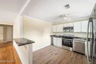 617 S 9th Street, Wilmington, NC 28401 — 3-bedroom home in Dawson-Castle Street, Wilmington, NC, photo 8 of 28: kitchen