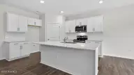 3076 Platinum Circle, West End, NC 27376 — 4-bedroom home in Gretchen Pines, West End, NC, photo 8 of 36: Kitchen
