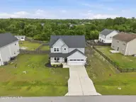 284 E Ivybridge Drive, Hubert, NC 28539 — 3-bedroom waterfront home in Kingsbridge II, Hubert, NC, photo 14 of 55