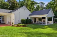 1925 Hawthorne Road, Wilmington, NC 28403 — 6-bedroom home in South Oleander, Wilmington, NC, photo 4 of 52: 035_1925_hawthorne_road-35_741
