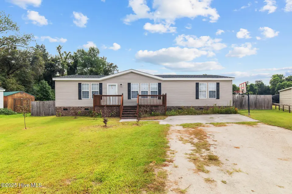 222 Busch Drive, Richlands, NC 28574 — 3-bedroom manufactured home in Jenkins Creek, Richlands, NC, photo 1 of 38