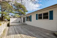 115 Olga Road, Beaufort, NC 28516 — 3-bedroom home in Oakwood Acres, Beaufort, NC, photo 9 of 45: 40-web-or-mls-1S3A9438