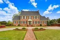 604 Hillcrest Place, Goldsboro, NC 27534 — 4-bedroom home in Pill Hill, Goldsboro, NC, photo 3 of 76: 03-604 N Hillcrest Dr-3