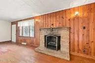 105 Sherwood Boulevard, Beaufort, NC 28516 — 4-bedroom home in Glendale, Beaufort, NC, photo 13 of 33: 26-web-or-mls-105 Sherwood 040