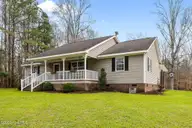 755 Breezy Shore Road, Bath, NC 27808 — 4-bedroom waterfront home in Bayview, Bath, NC, photo 2 of 38: 4-web-or-mls-IMG_0006 (1)