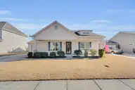 314 Bungalow Drive, New Bern, NC 28562 — 3-bedroom home in Craeberne Forest, New Bern, NC, photo 24 of 41: 314 Bungalow Drive