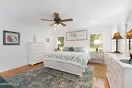 415 Hillcrest Drive, Morehead City, NC 28557 — 4-bedroom home in Brandywine Bay, Morehead City, NC, photo 14 of 61: First Floor Primary suite